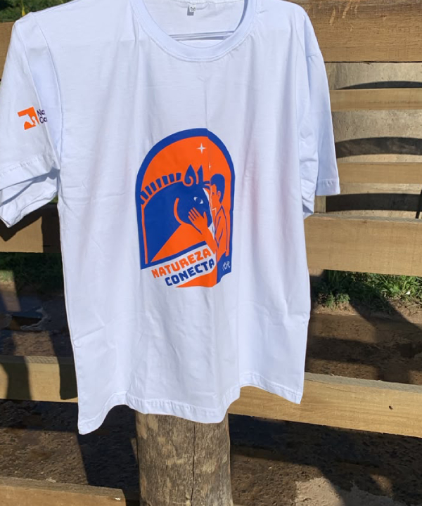 Camiseta — Arte 02